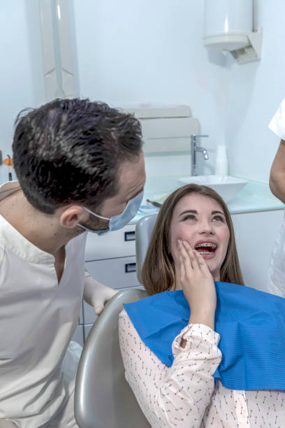 Best Emergency Gum Treatment in Hudson, NC